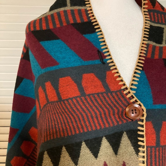EUC Southwestern Geometric Multicolor Button Down Wrap Around - Picture 6 of 8